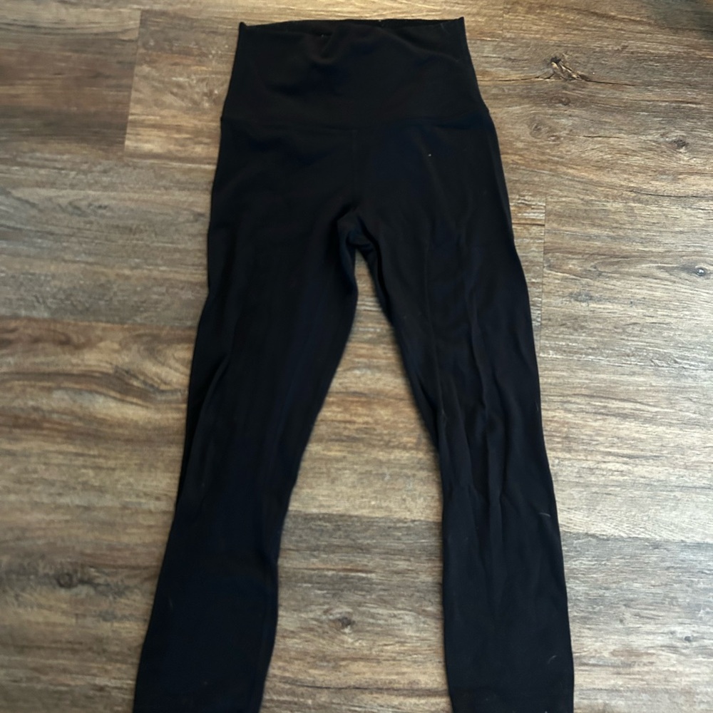 Black Lululemon Performance Leggings with High Waist